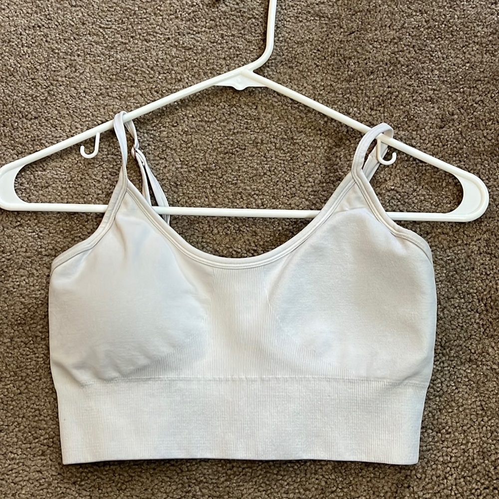 Sports bra